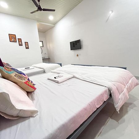 Karjat In Resort Luaran gambar
