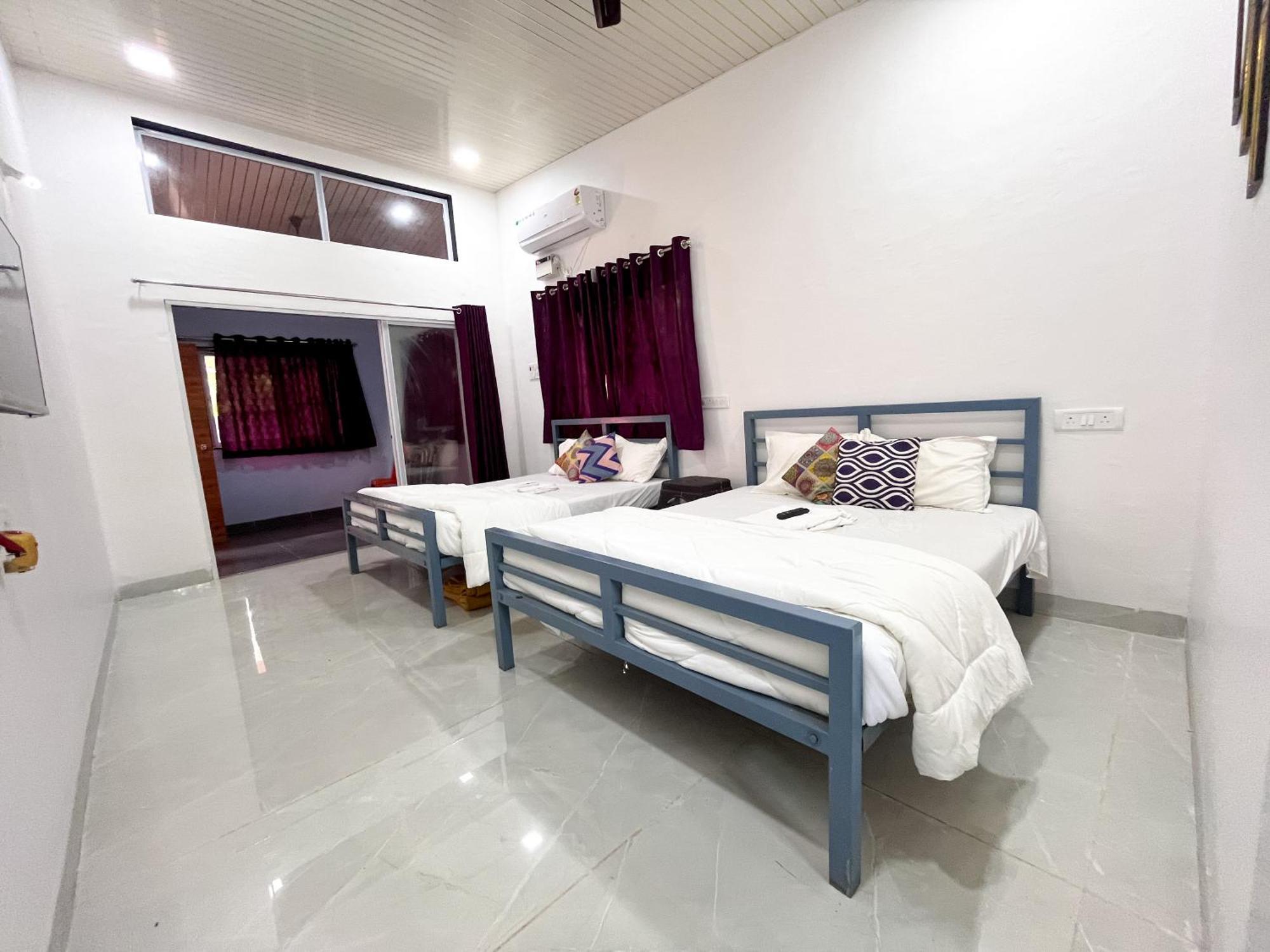 Karjat In Resort Luaran gambar